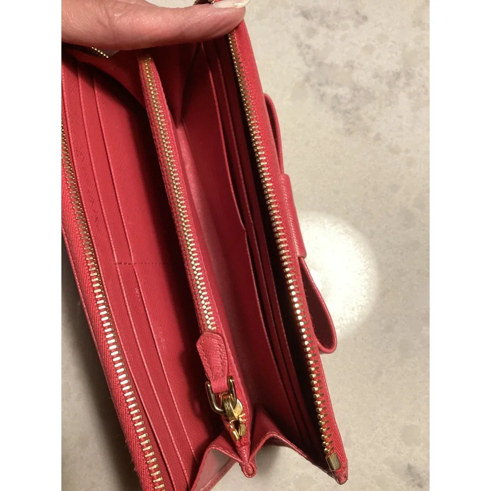 Prada Saffiano Leather Zip Around Wallet‎ Bow Accent Designer - Picture 3 of 13